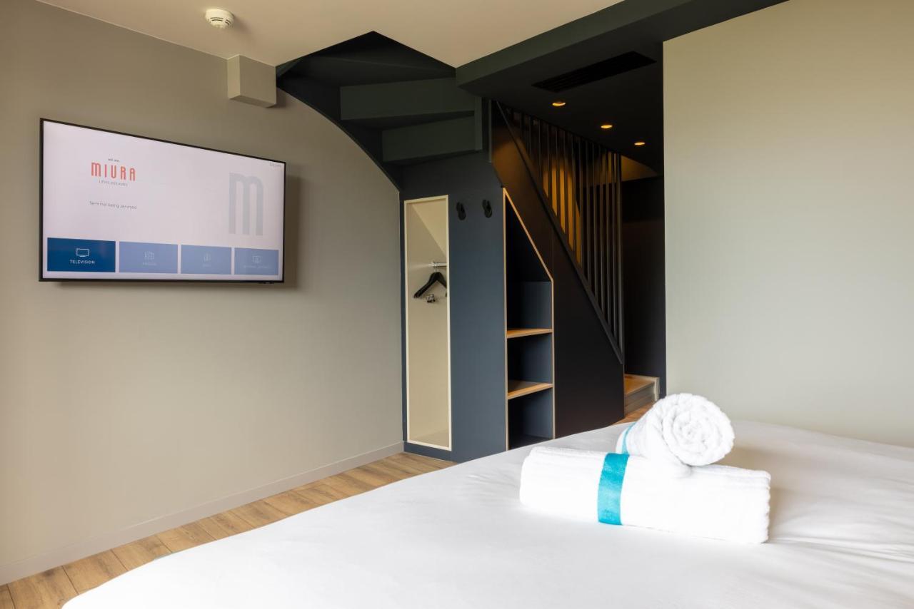 Miura Hotel Voglans ภายนอก รูปภาพ