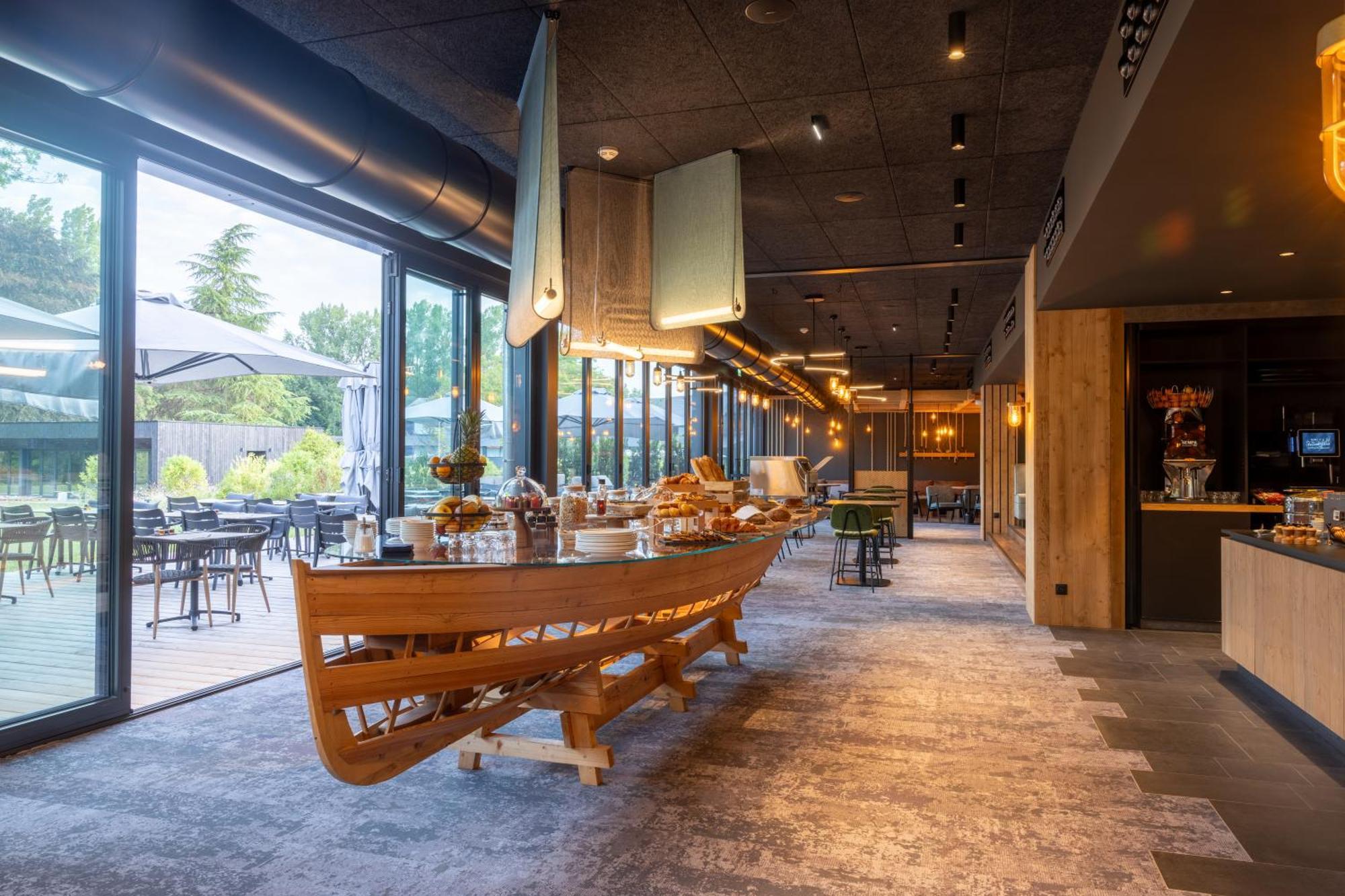 Miura Hotel Voglans ภายนอก รูปภาพ